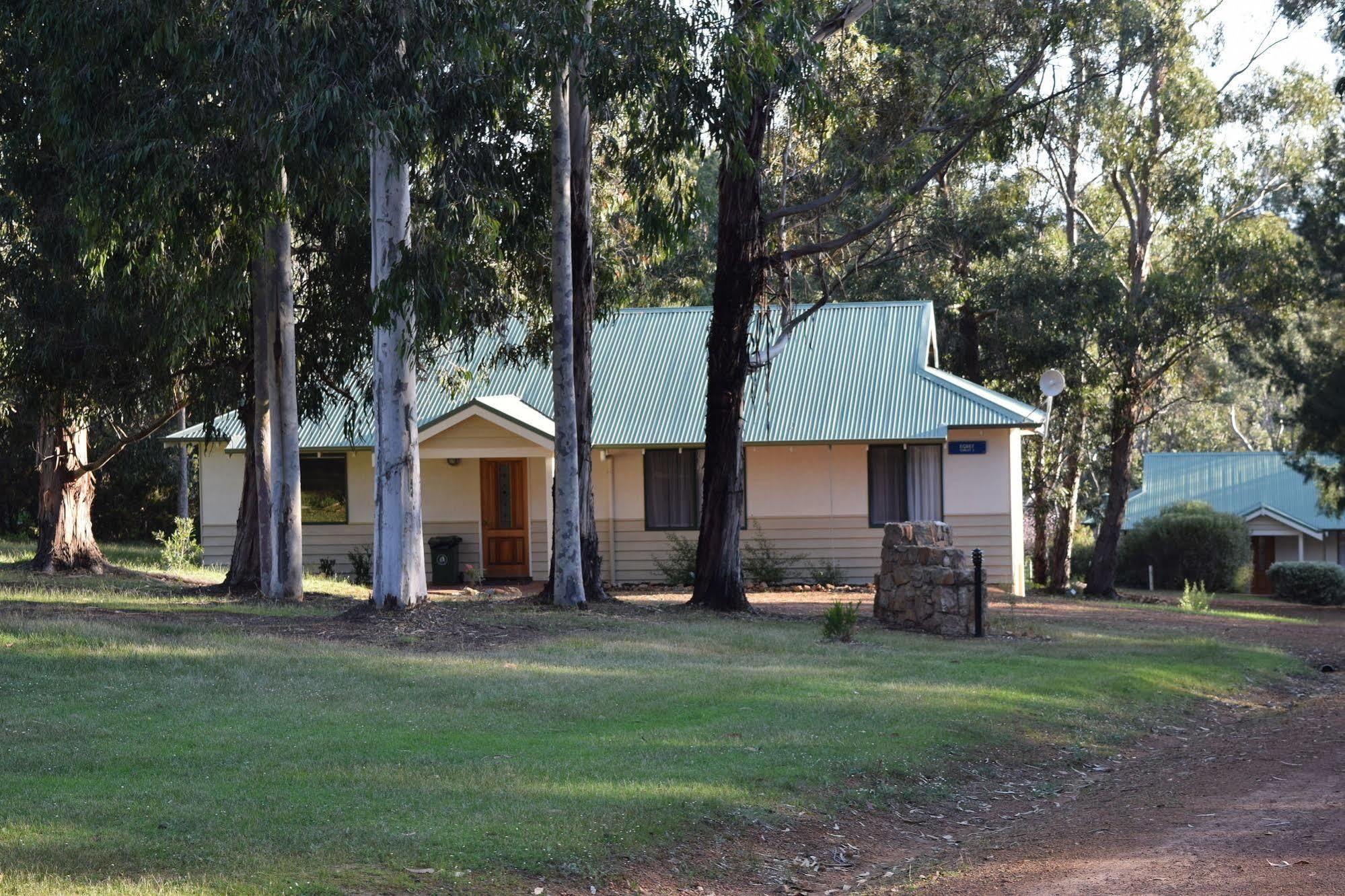 Bushy Lake Chalets Margaret River Екстер'єр фото