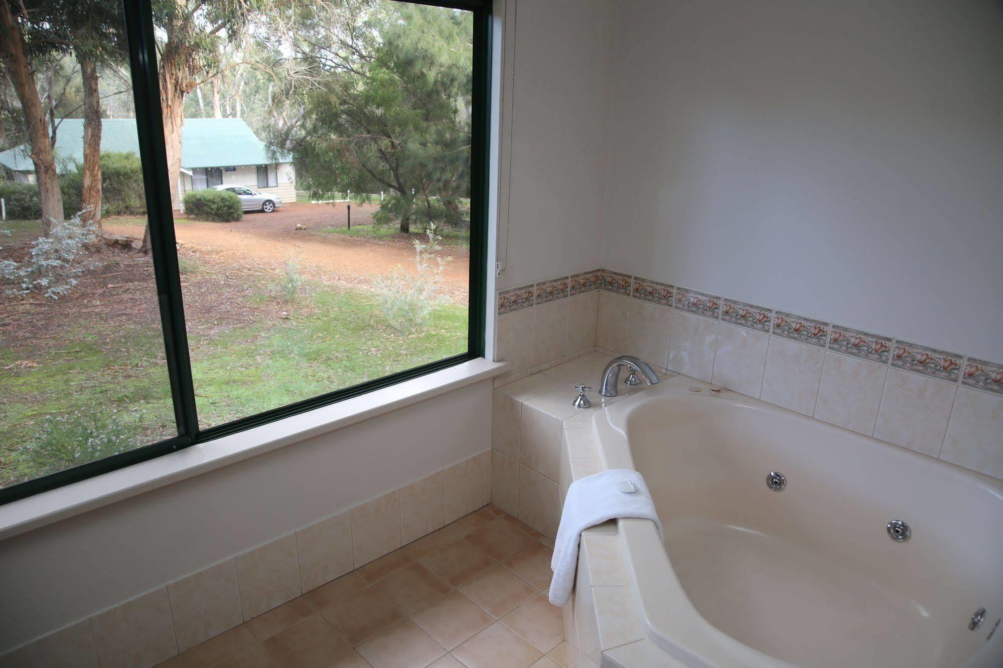 Bushy Lake Chalets Margaret River Екстер'єр фото
